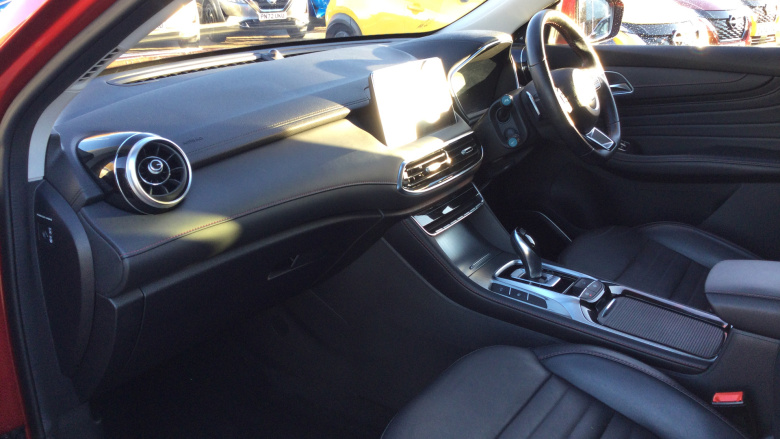 MG Hs 1.5 T-GDI Exclusive 5dr DCT Petrol Hatchback